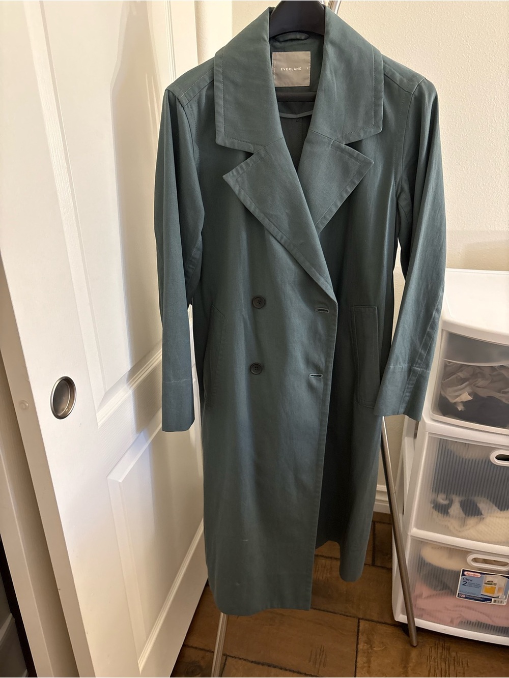 Everlane Dusty Green Double-Breasted Trench Coat with Belt - Picture 11 of 12
